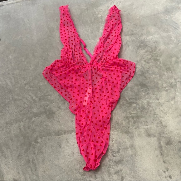 New! Victoria’s Secret Tease Mini Hearts Flocked Mesh Romper 4298 - Picture 4 of 8